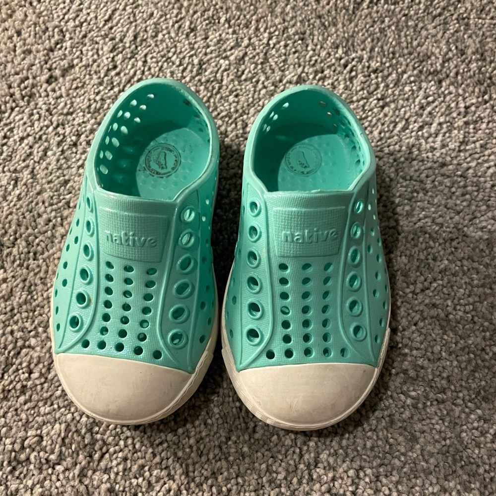 Teal native toddler sandals